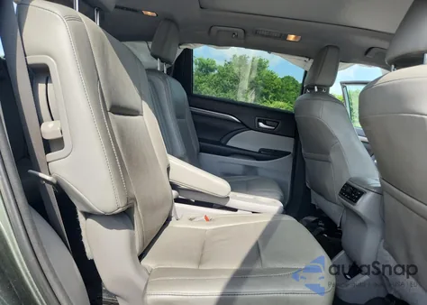 2018 Toyota Highlander Limited from USA, damaged, VIN 5TDDZRFH3JS888511